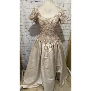 Helen Morley Ball Gown Satin Lace Champagne Long Beige Zip Back Medium